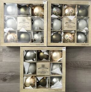 Bee & Willow Satin Hand Crafted Glass Ball Holiday Ornament BedBathBeyond Poland